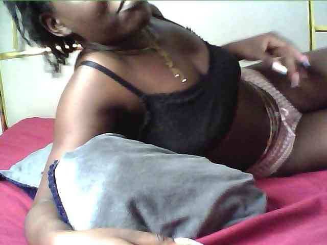 alora-skylar webcam