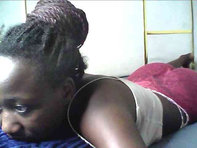 alora-skylar Live Webcam on BongaCams