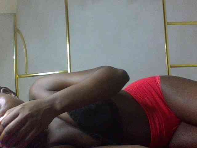 alora-skylar webcam