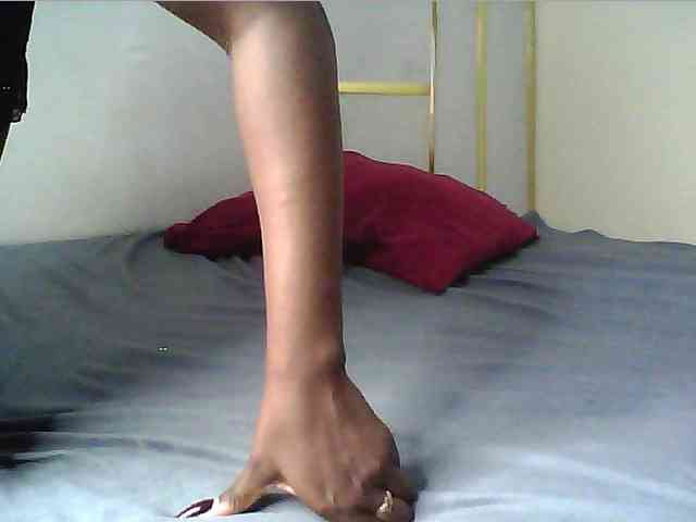 alora-skylar webcam