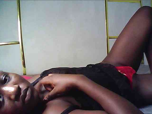 alora-skylar webcam