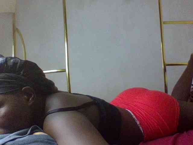 alora-skylar webcam