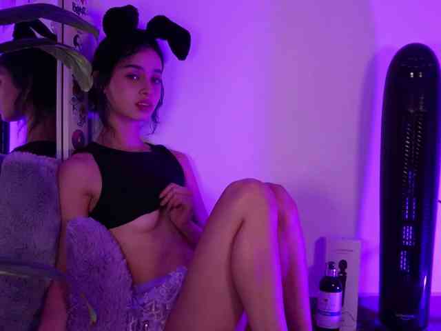 salome-brown Live Webcam on BongaCams