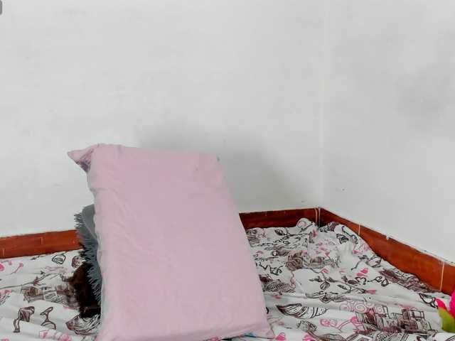 BarbieHotLaura live cam on BongaCams