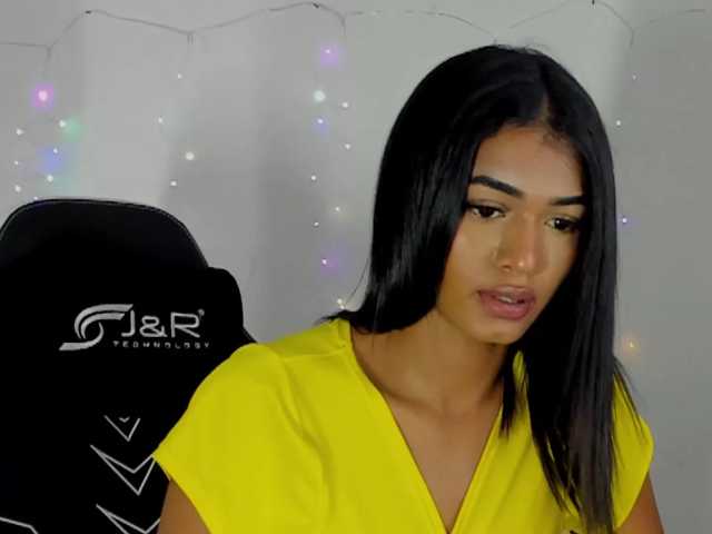 BarbieHotLaura live cam on BongaCams