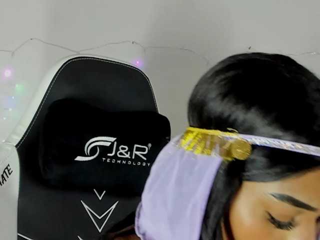 BarbieHotLaura live cam on BongaCams