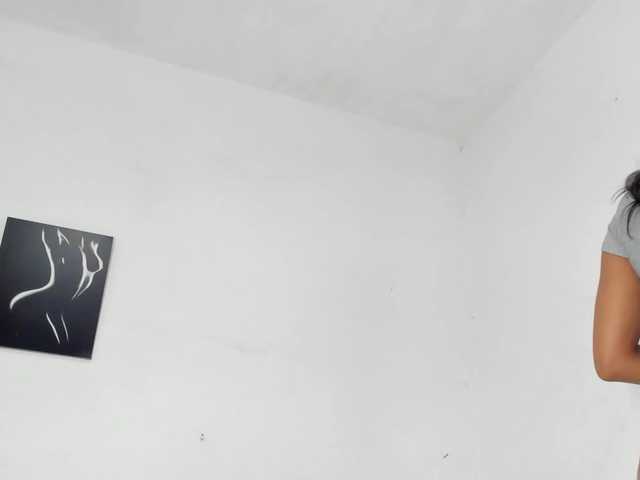 BarbieHotLaura live cam on BongaCams