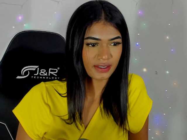 BarbieHotLaura live cam on BongaCams