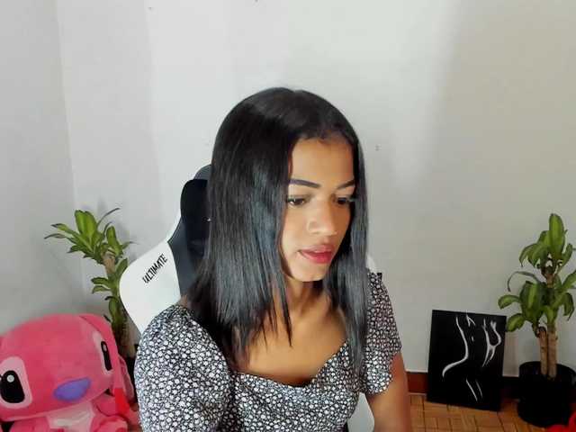 BarbieHotLaura live cam on BongaCams