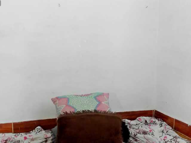 BarbieHotLaura live cam on BongaCams
