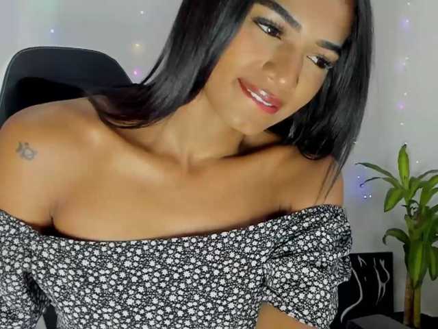 BarbieHotLaura live cam on BongaCams