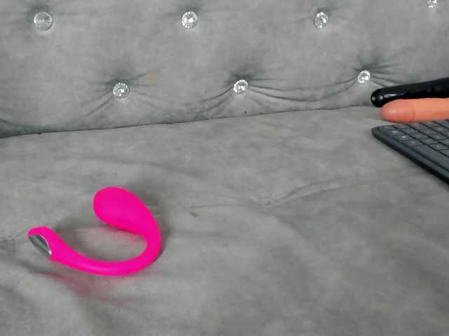 BarbieHotLaura live cam on BongaCams