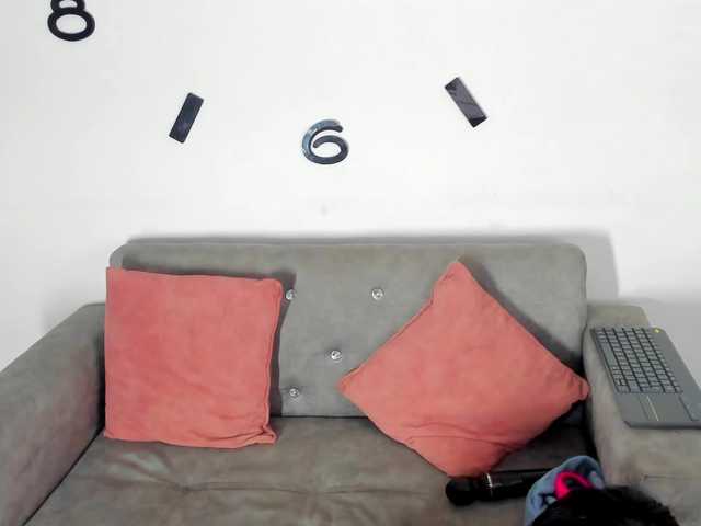 BarbieHotLaura live cam on BongaCams