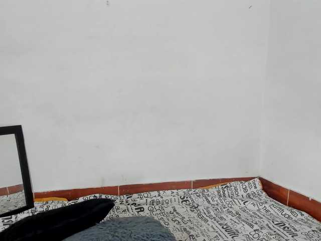 BarbieHotLaura live cam on BongaCams