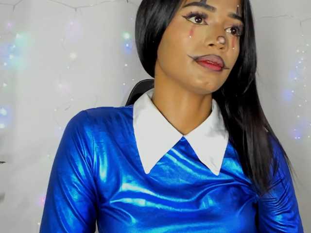 Barbiecollins live cam on BongaCams