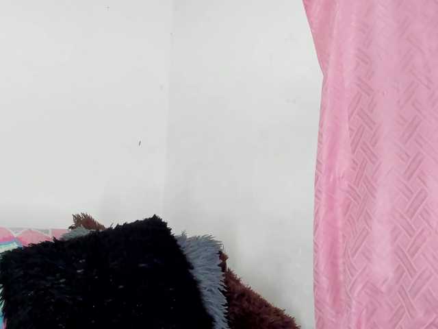 BarbieHotLaura live cam on BongaCams