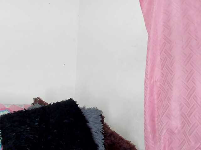 BarbieHotLaura live cam on BongaCams