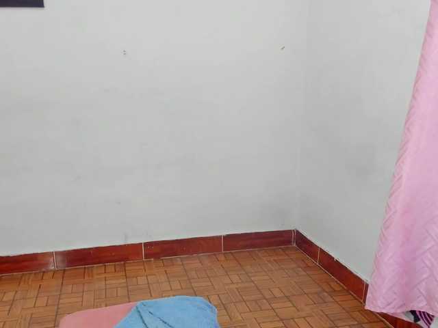 BarbieHotLaura live cam on BongaCams