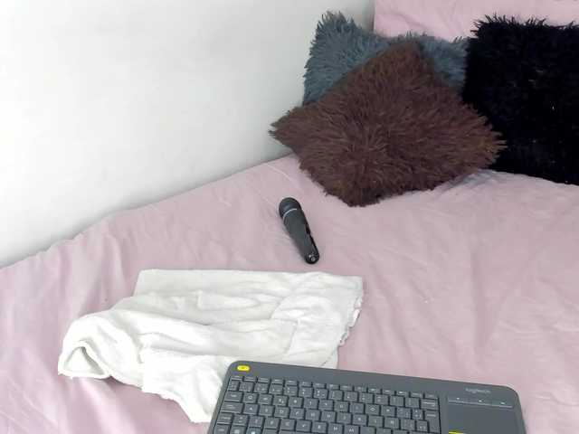 BarbieHotLaura's BongaCams show and profile