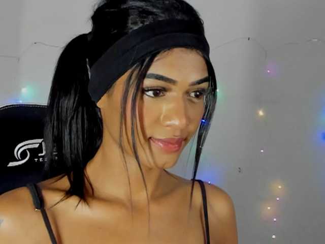BarbieHotLaura live cam on BongaCams