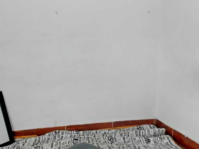 BarbieHotLaura live cam on BongaCams