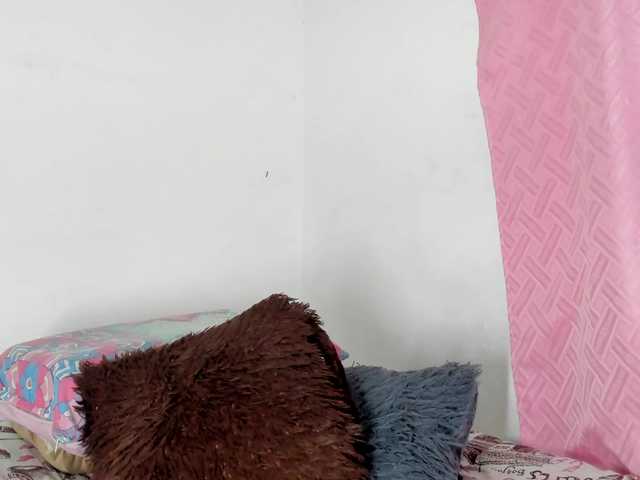 BarbieHotLaura live cam on BongaCams