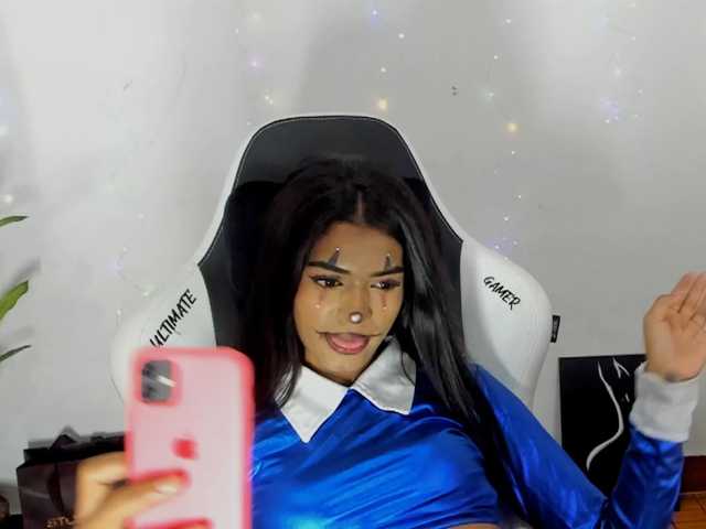 BarbieHotLaura