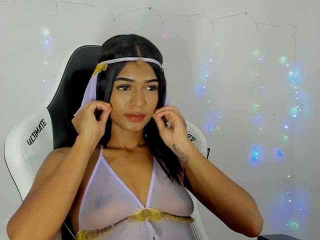 BarbieHotLaura live cam on BongaCams