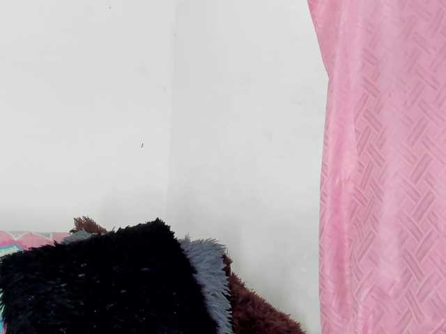 BarbieHotLaura live cam on BongaCams