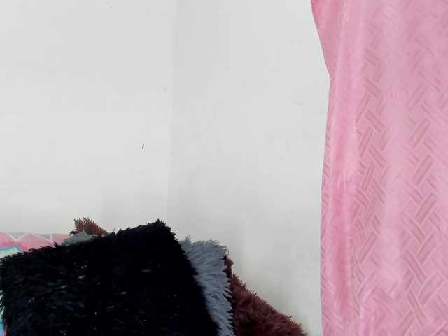 BarbieHotLaura live cam on BongaCams