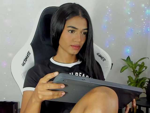 BarbieHotLaura