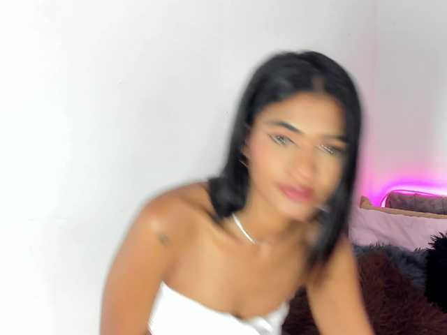 BarbieHotLaura's BongaCams show and profile