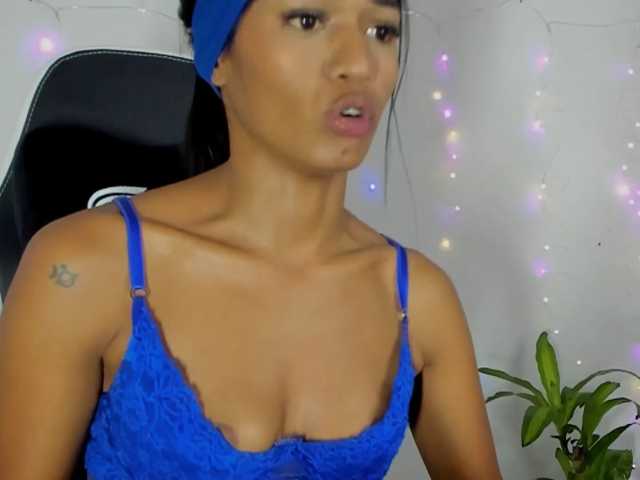BarbieHotLaura live cam on BongaCams