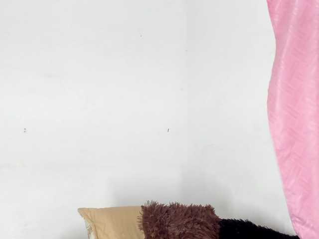 BarbieHotLaura live cam on BongaCams