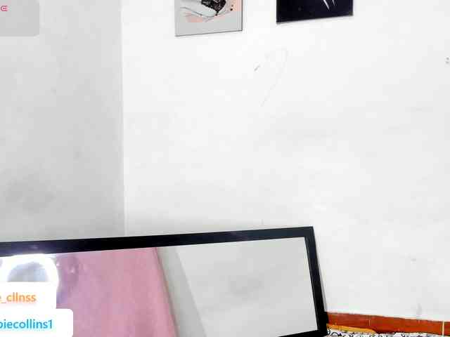 BarbieHotLaura webcam