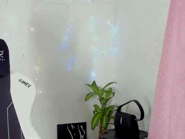Barbiecollins webcam