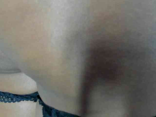 BarbieHotLaura webcam