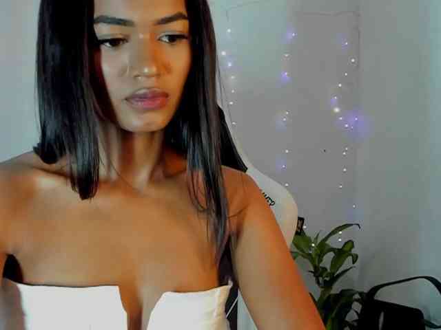 BarbieHotLaura