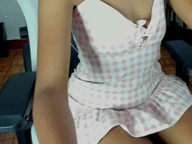 Barbiecollins webcam