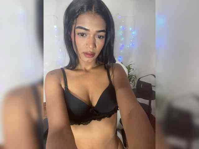 Barbiecollins webcam