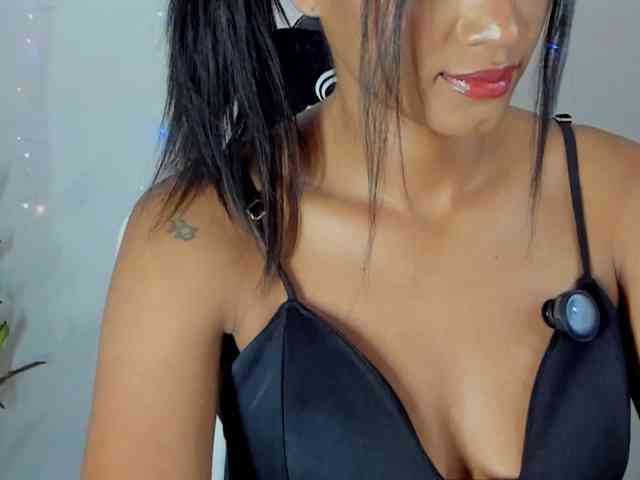 BarbieHotLaura