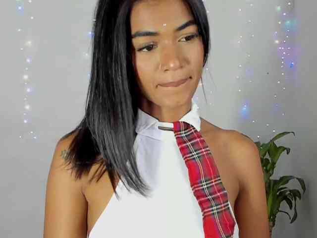 Barbiecollins webcam