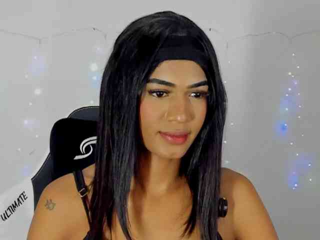 Barbiecollins webcam