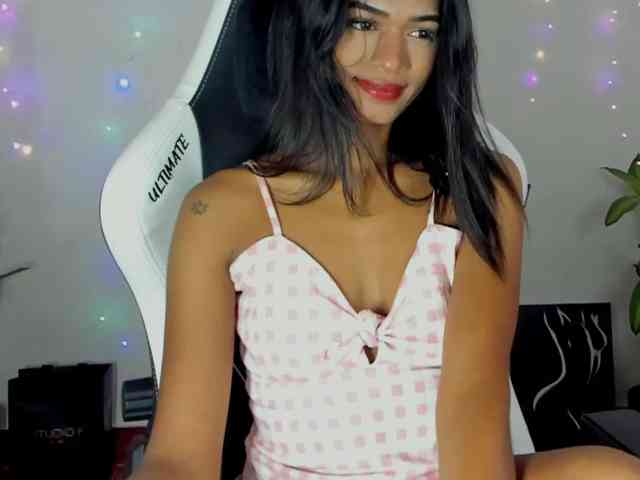 Barbiecollins webcam