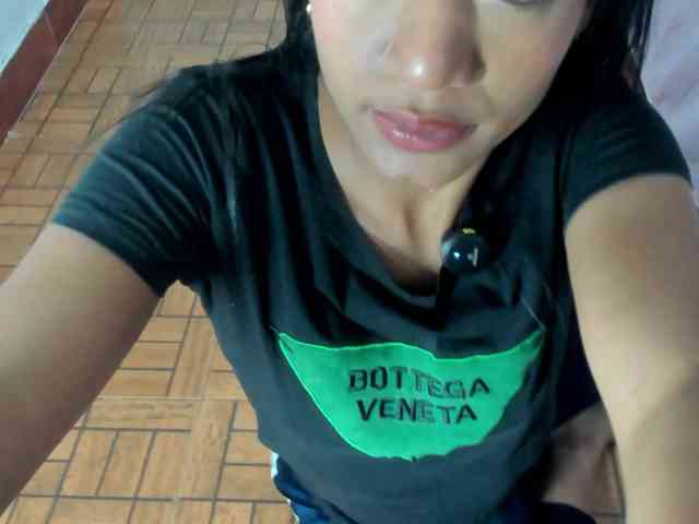 BarbieHotLaura webcam