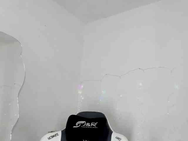Barbiecollins webcam
