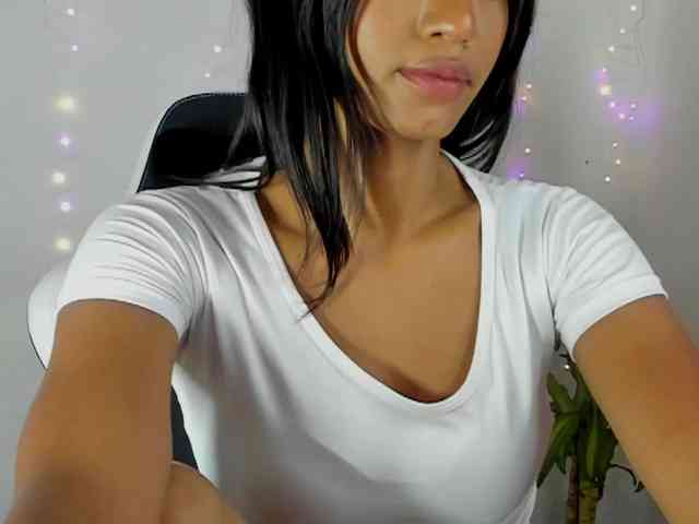 Barbiecollins webcam