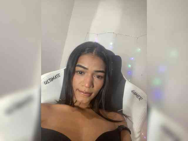 Barbiecollins webcam