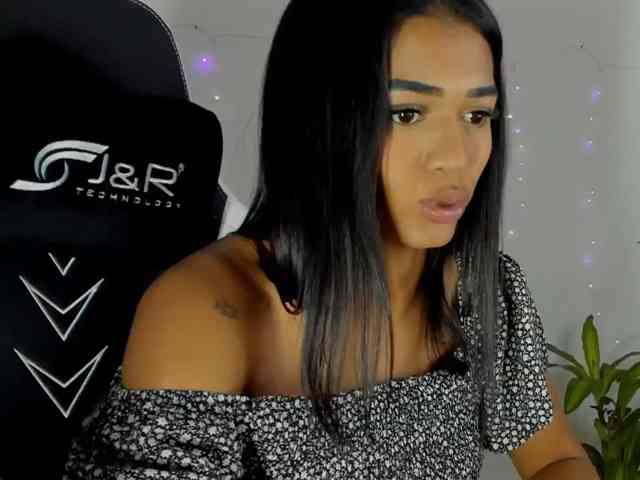 Barbiecollins webcam