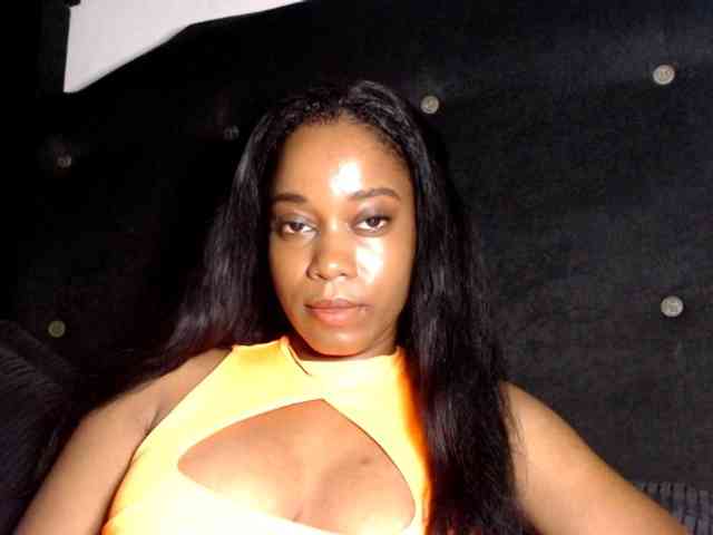 Enchantriss Live Webcam on BongaCams